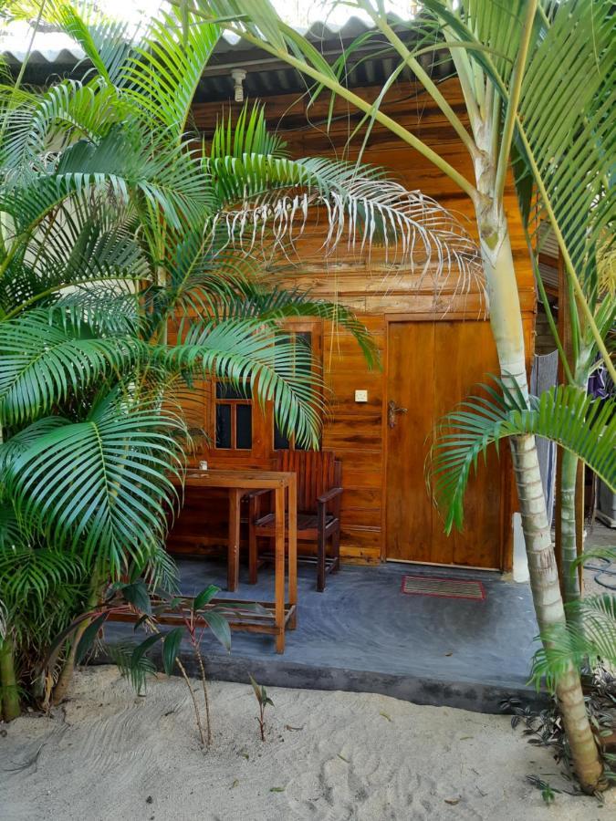 Eagle Resort Arugambay Arugam Kudah Eksteriør bilde